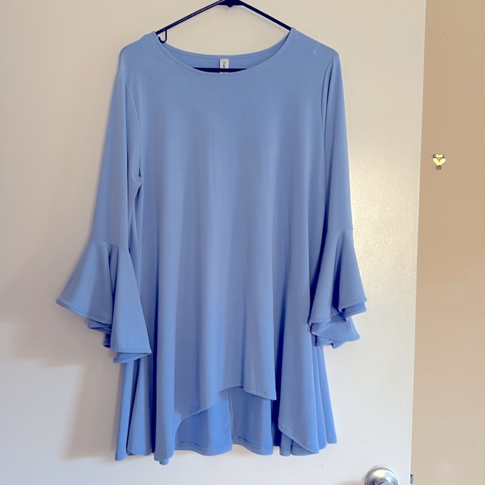 Zenana outfitters bell sleeves blouse